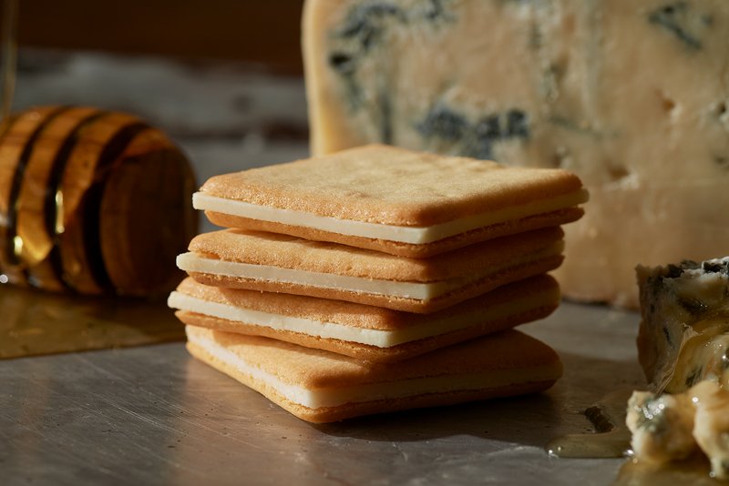 Honey & Gorgonzola cookies