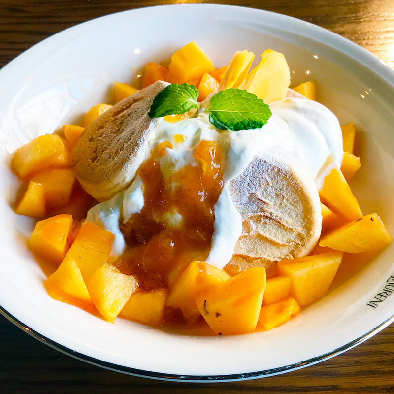 Persimmon Sweets Now Available At Osaka Cafe For A Limited Time