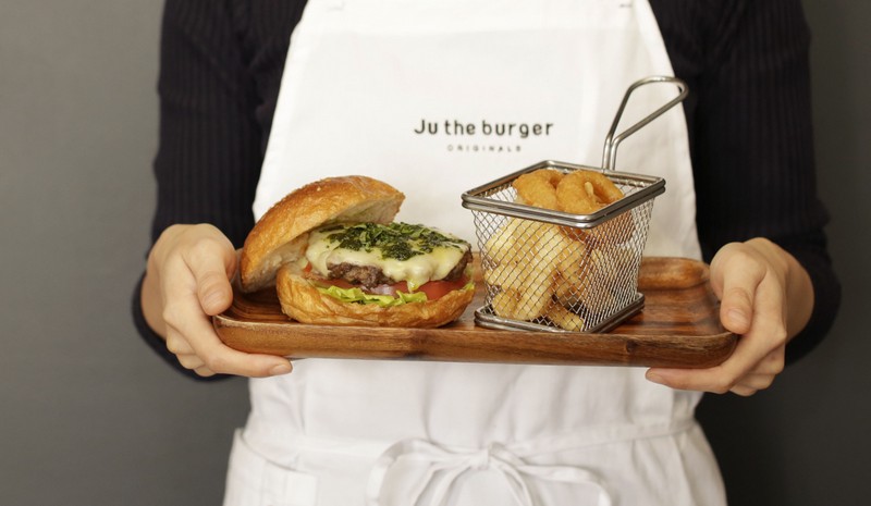 "Ju The Burger" Opens Its First Tokyo Location in Ginza On December 21