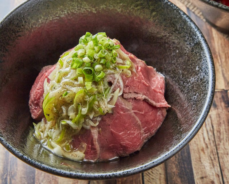 Roast Beef Shop "Niku no Yama" Now Open In Tokyo