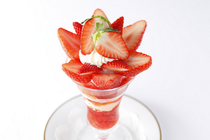 Shiseido Parlour Kawasaki Launches Strawberry Fair