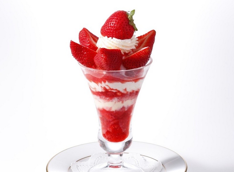 Shiseido Parlour Kawasaki Launches Strawberry Fair