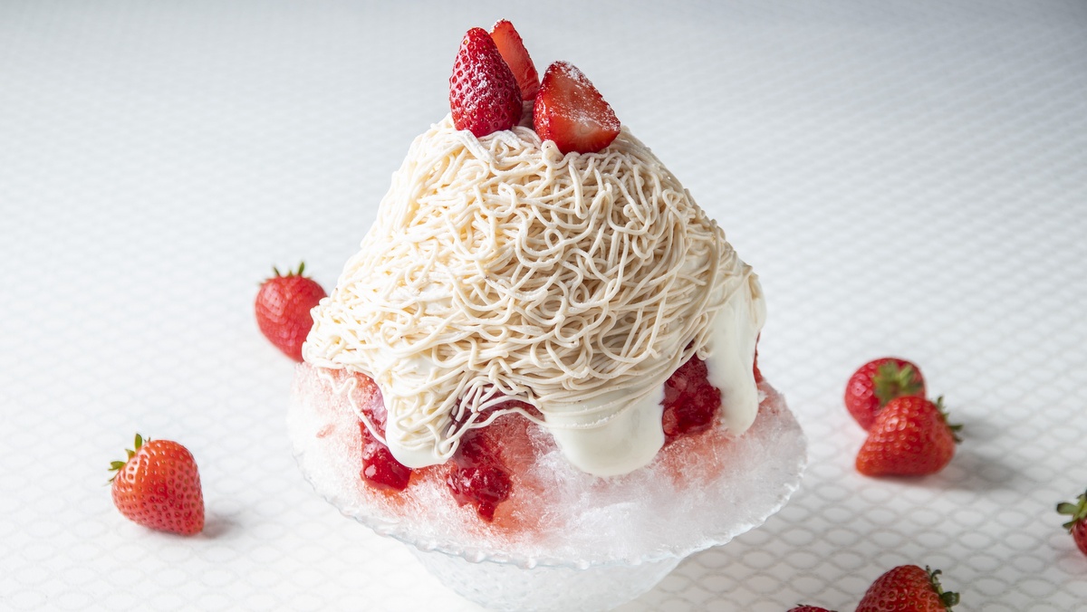 Strawberry & Condensed Milk Shaved Ice Appears in Shibuya Miyashita Park For A Limited Time