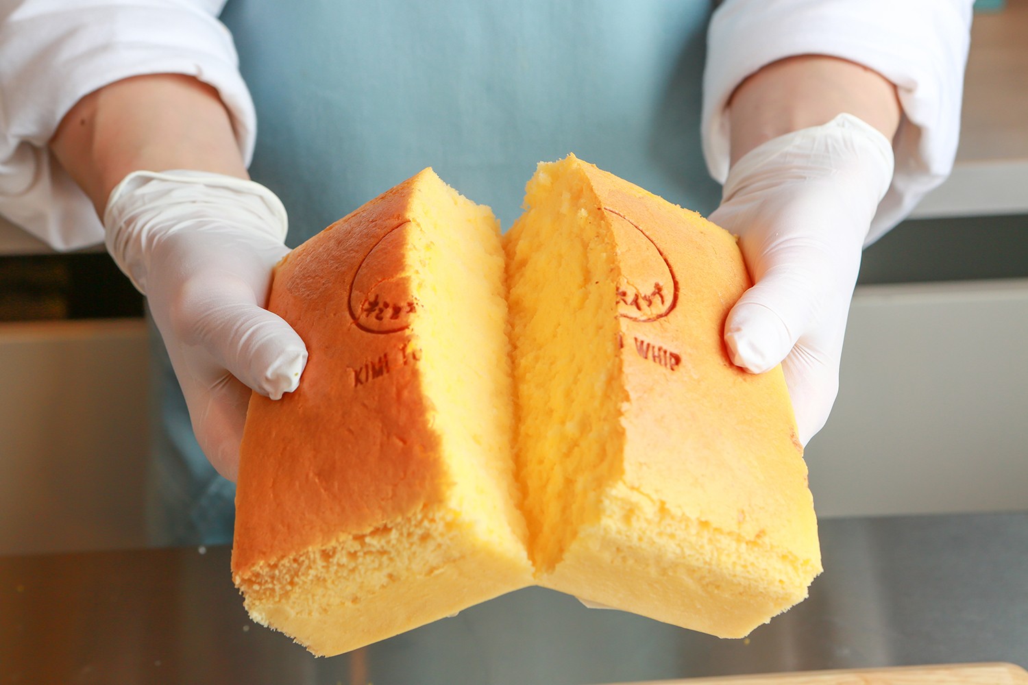 Castella Store "Kimi To Whip" Opens Its First Fukuoka Location On October 27