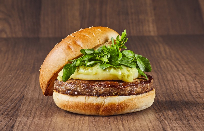 Freshness Burger Celebrates Its 30th Anniversary with Kobe Beef