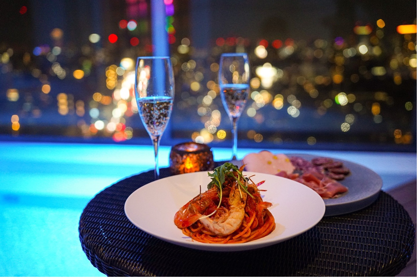 Miyashita Park "ROOF TOP BAR SOAK" Now Serves Dinner