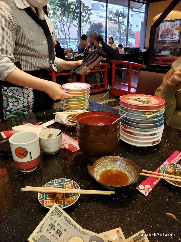 No.1 Conveyor Sushi Restaurant in Japan You Need To Try