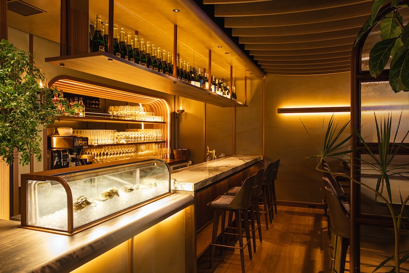 Discover Yurakucho's New Oyster Bar and Bistro Opening October 24